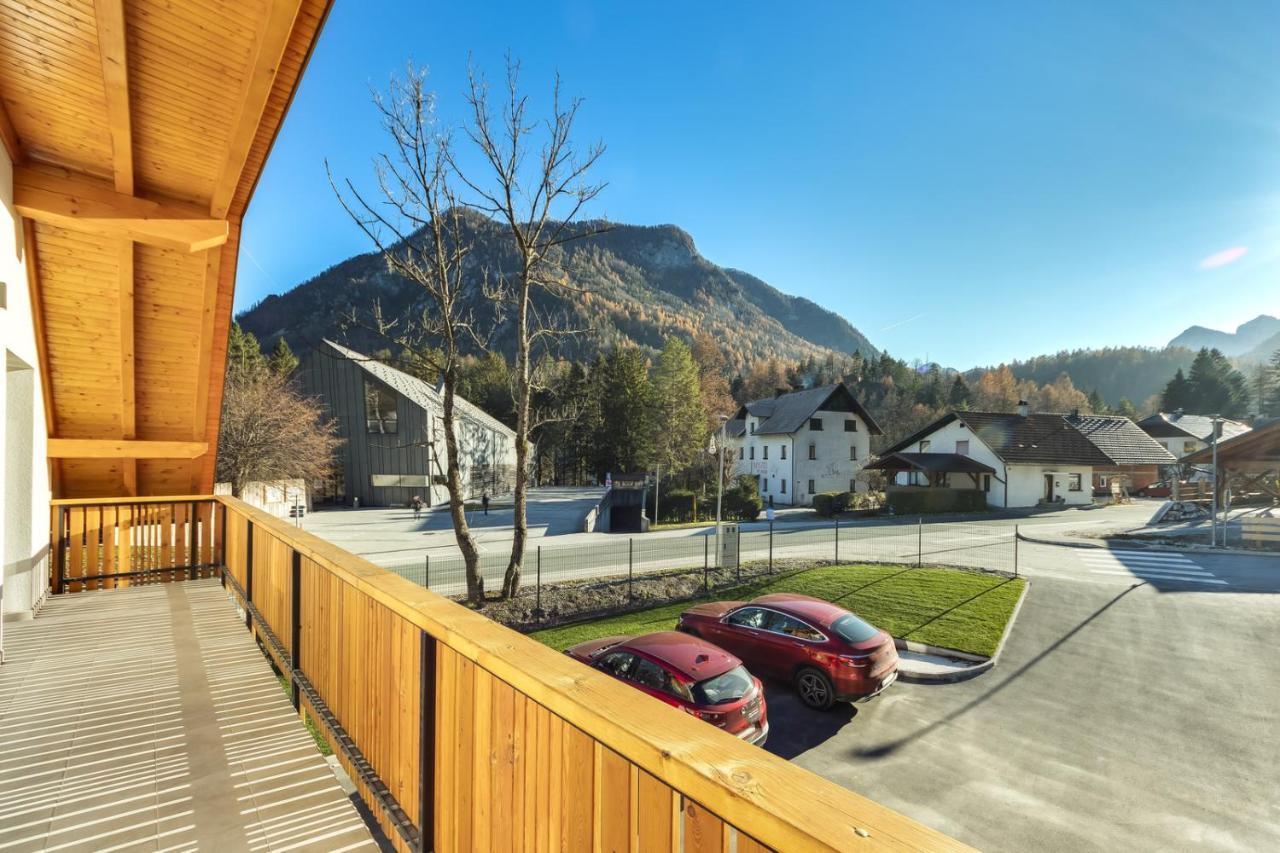 Chic Apartments With Balcony And Spa In Mojstrana Exterior photo