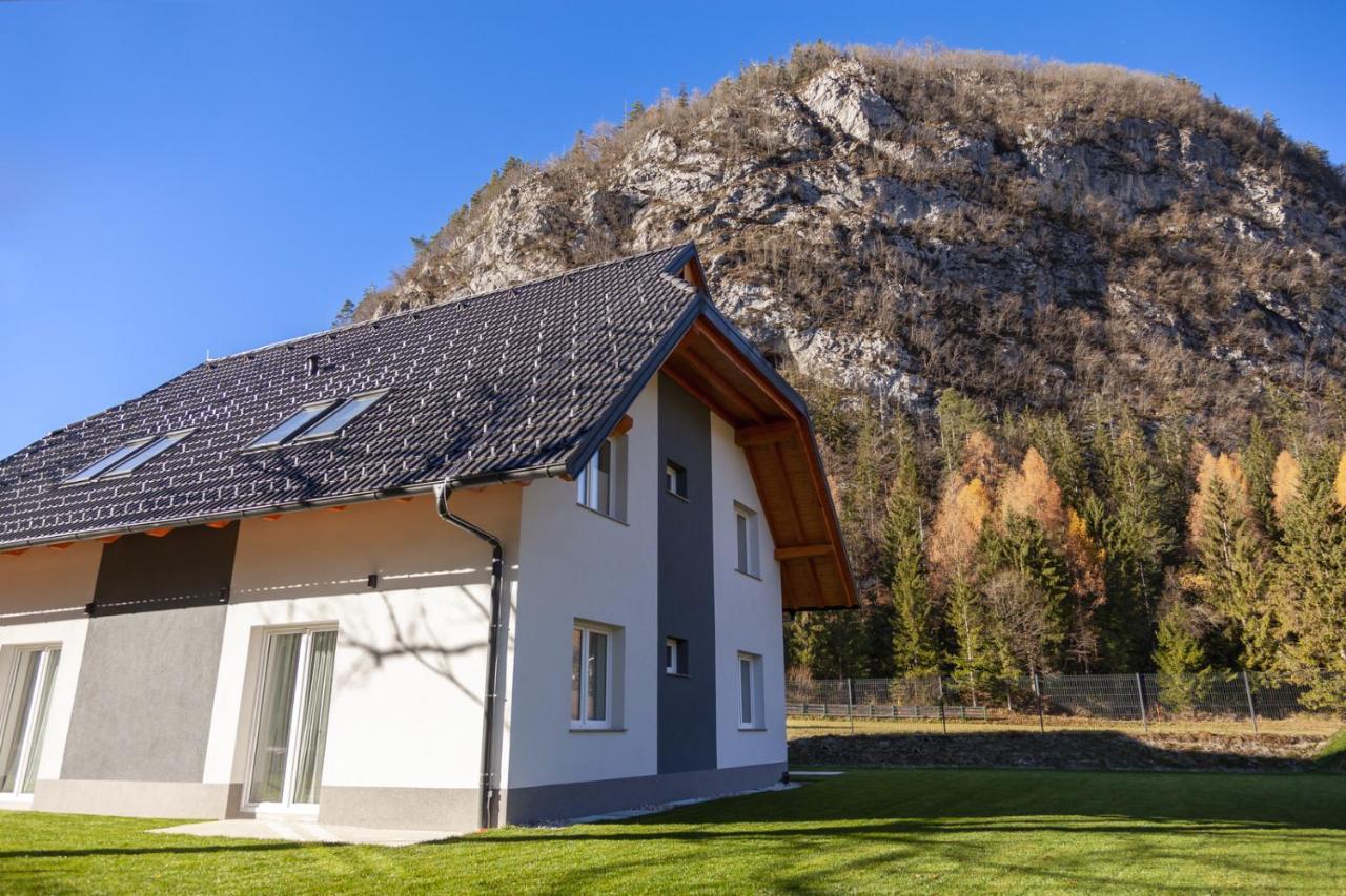 Chic Apartments With Balcony And Spa In Mojstrana Exterior photo