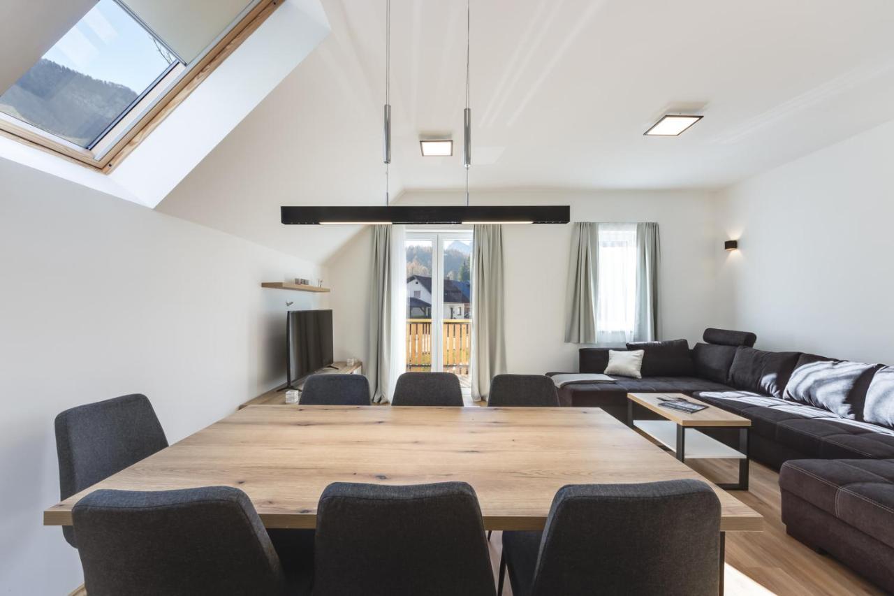 Chic Apartments With Balcony And Spa In Mojstrana Exterior photo